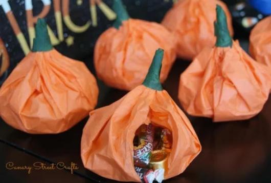 Lembrancinha de halloween saquinho de papel