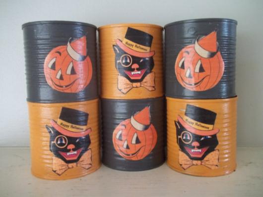 Lembrancinha de halloween com lata pintada