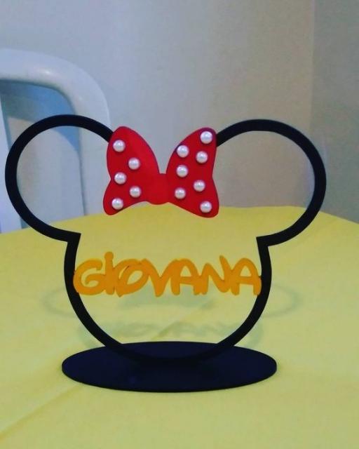 Enfeite de mesa da Minnie vermelha