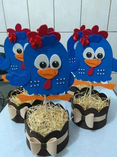 Enfeite de mesa Galinha Pintadinha: Ninho com porta balão em EVA