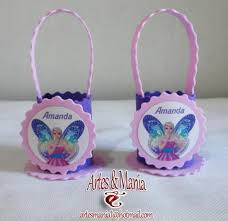 Lembrancinha da Barbie porta doces em EVA