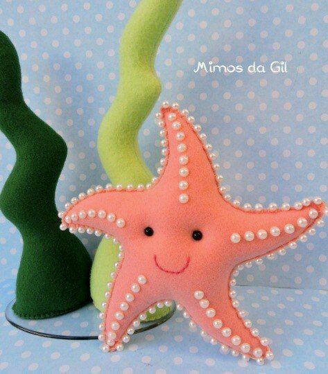 Lembrancinha Pequena Sereia de Feltro: estrela do mar com pérolas
