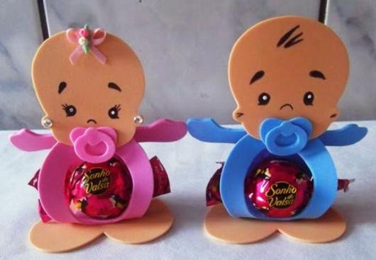 Lembrancinha simples para chá de bebê porta bombom
