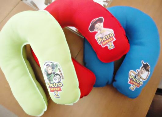 Almofadas para pescoço com estampa do Toy Story