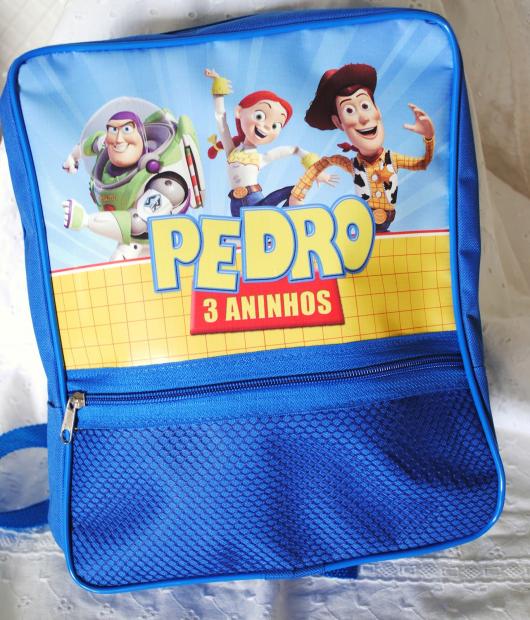 Uma opção linda, porém mais cara: bolsa personalizada do Toy Story