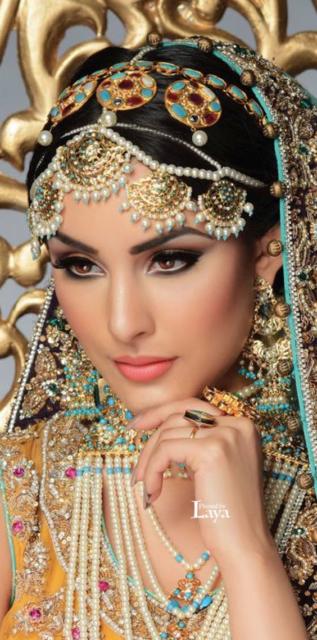 Fantasia indiana feminina: Maquiagem