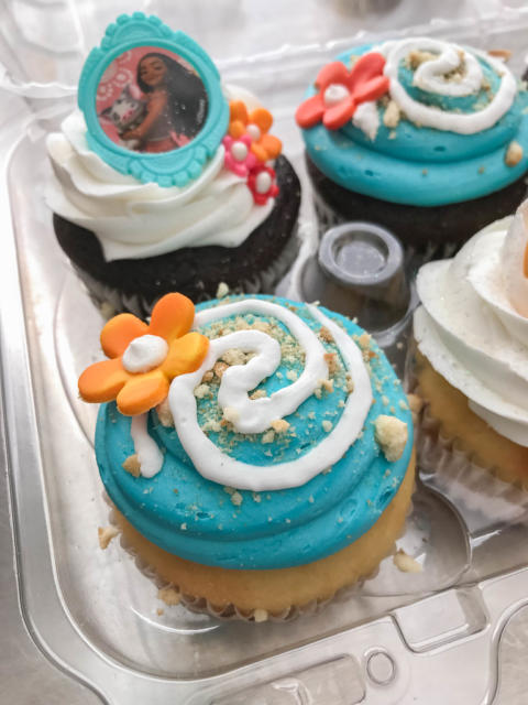 Doces Moana de cuppcake.
