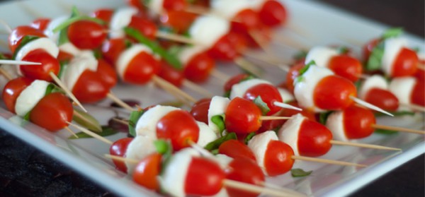 Tomatinhos com queijo