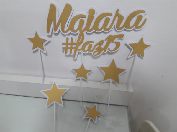 Topo de bolo 15 anos nome de papel