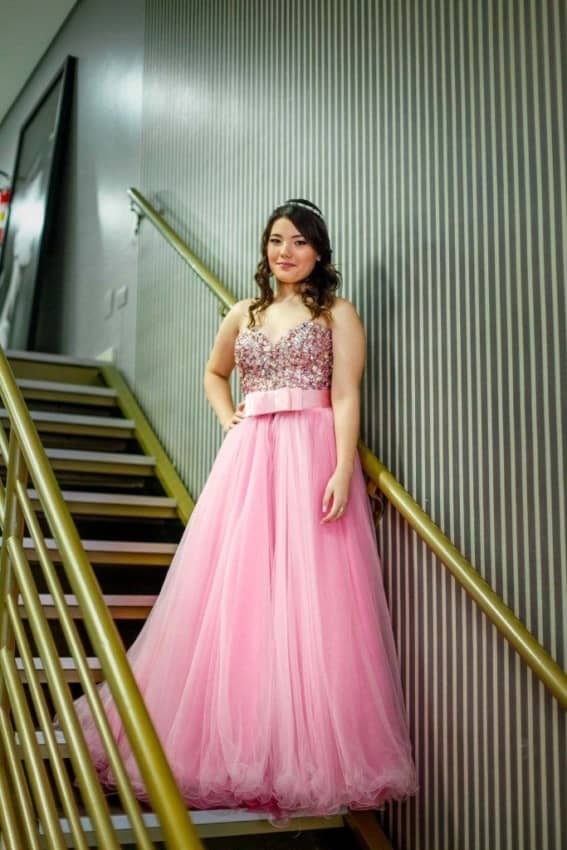 Vestido rosa de debutantw