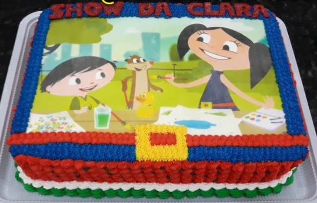 bolo quadrado com papel de arroz do show da luna