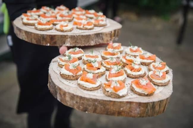 buffet de casamento rústico