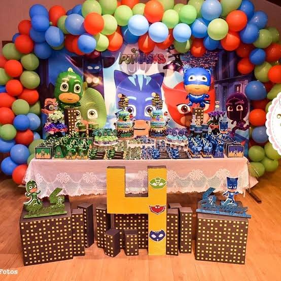 cenário festa pj masks luxo