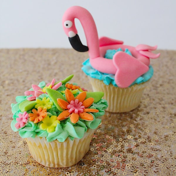 cupcake de flamingo tropical