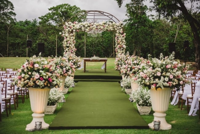 decoração de festa de casamento no campo