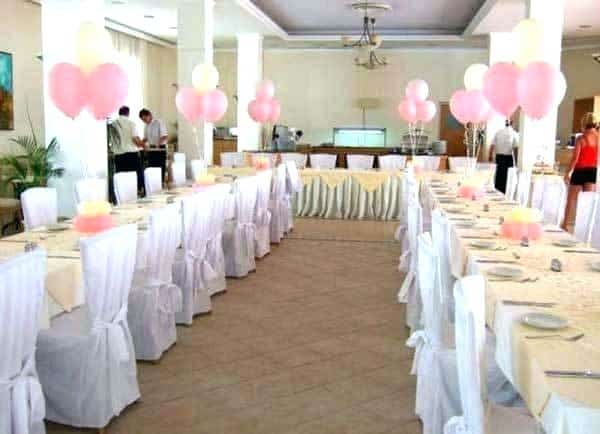 festa de casamento simples mesas