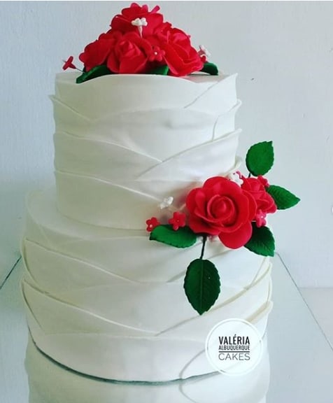 bolo de pasta americana de 2 andares