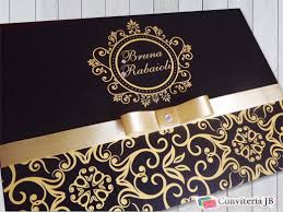 convite preto e dourado