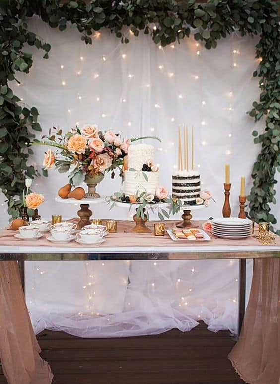 mesa de bolo simples para casamento