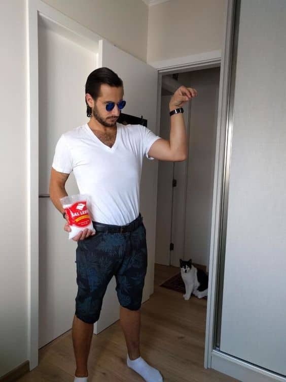 Fantasia de Carnaval masculina meme