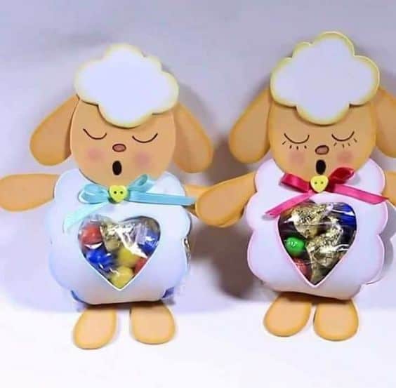 lembrancinha de páscoa de ovelha em EVA