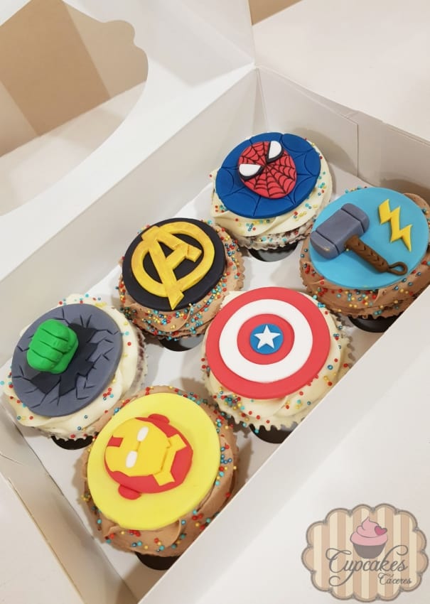 Cupcake Vingadores decorado