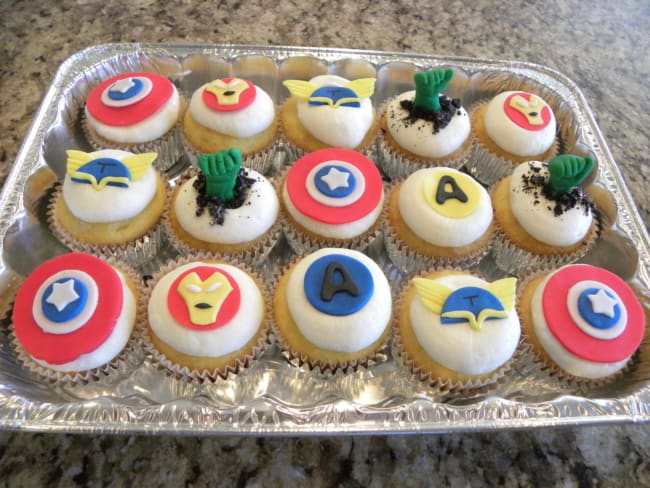 Cupcake branco dos vingadores