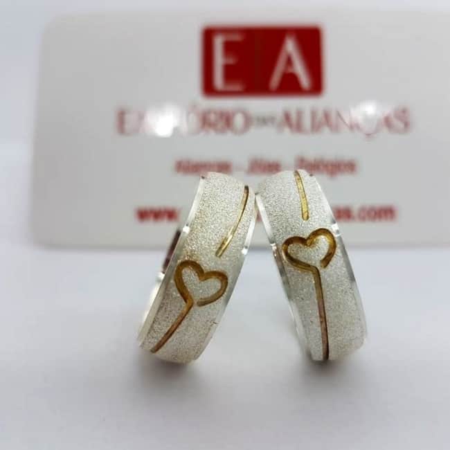 aliança de namoro personalizada