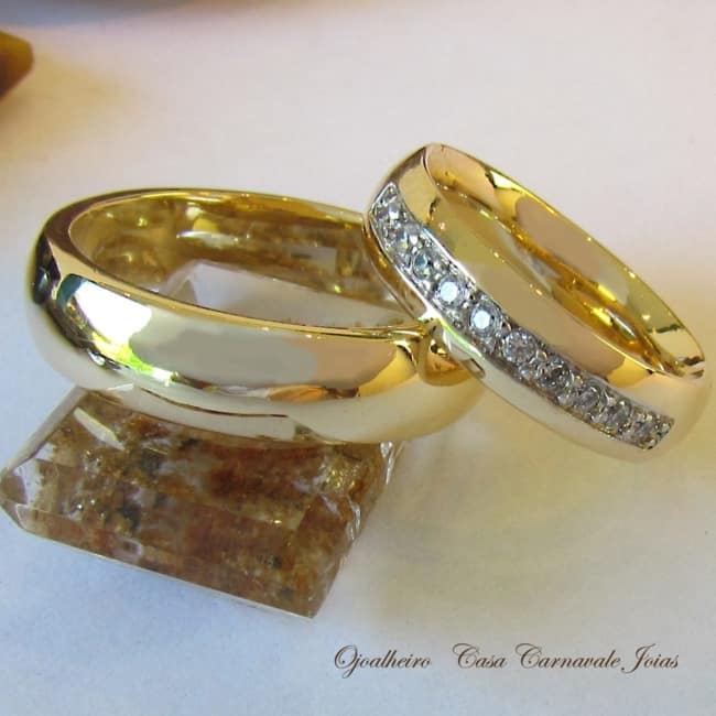 ideias de Fotos de alianças com pedrinhas