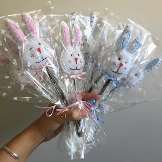 Lapis com Coelinho de Feltro para Lembrancinha