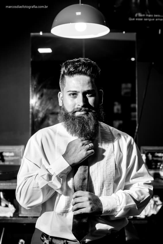 dia do noivo em barbearia