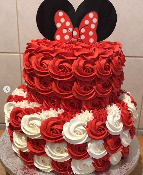 bolo da Minnie para chá de bebê