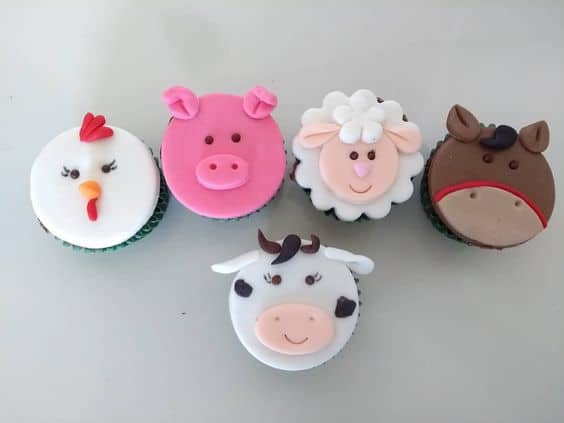Ideia de cupcake de fazendinha com bichinhos