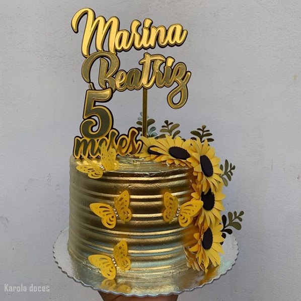 bolo girassol dourado