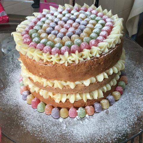 bolo de jujubas