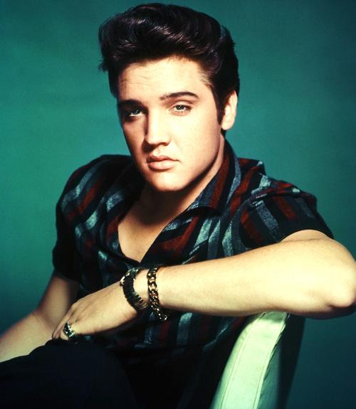 Rei do Rock, Elvis Presley.