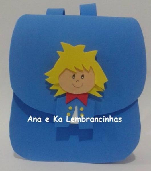 mochila de EVA como lembrancinhas do Pequeno Príncipe