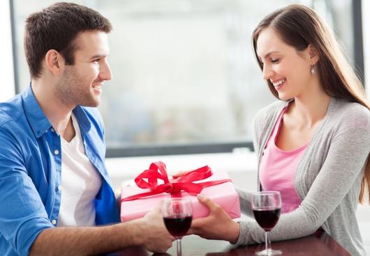 20 Ideias de Presentes de Natal para Namorada Criativos e Românticos! 20 Ideias de Presentes de Natal para Namorada Criativos e Românticos!