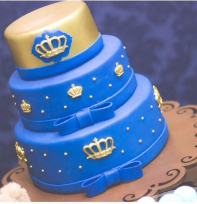 bolo azul e dourado
