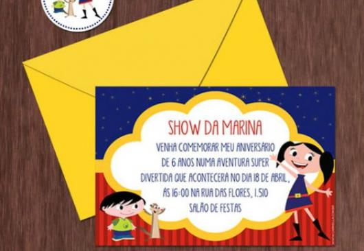 convite Show da Luna com envelope amarelo