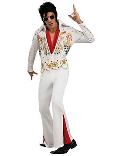 Homem usando Fantasia Anos 60 do Elvis Presley.