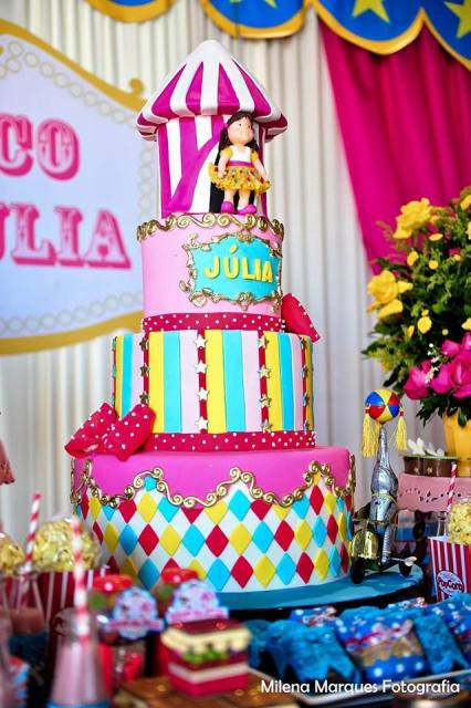 bolo decorado para festa circo luxo