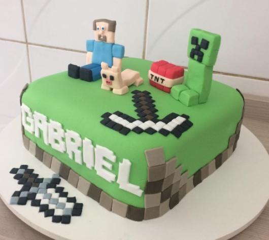 Carina Bolos - Bolo de Chantilly Tema: Minecraft Massa