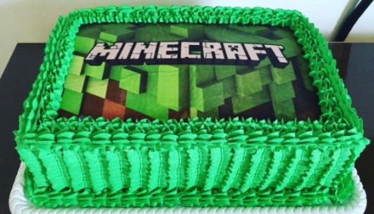 CONFEITANDO BOLO MINECRAFT 