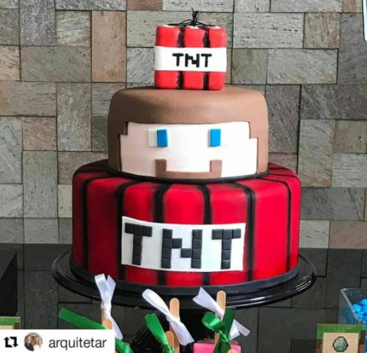 Tema Minecraft decorado com Chantilly 🩷🎂 . #repederzinibolosdecorado