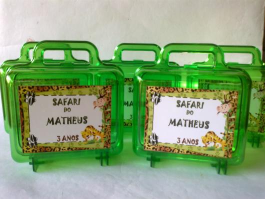 Convites safari maleta acrílico