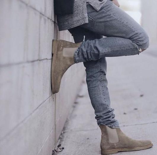 Fantasias anos 60 masculinas bota chelsea cor neutra