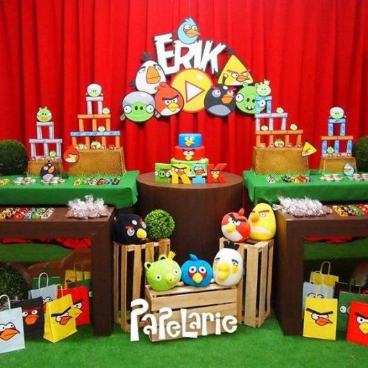 mesa de doces do Angry Birds
