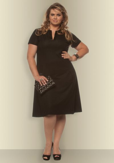 vestido marrom plus size