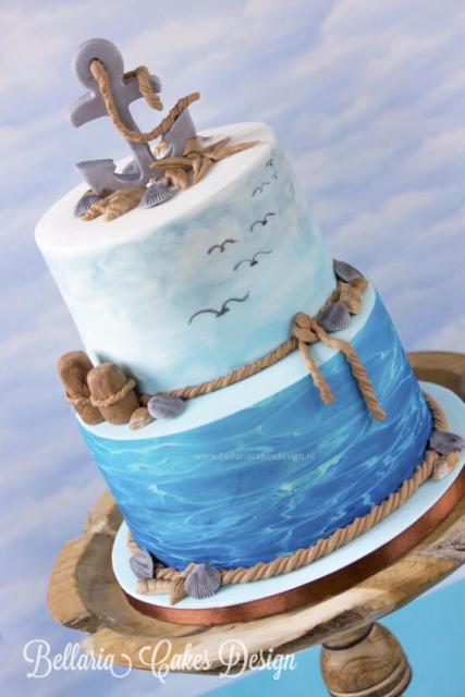 bolo fundo do mar decorado com cordas e âncora